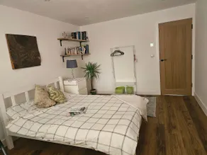 Modern newly built 5 bedroom detached property - Image 2