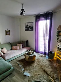 Spacious, comfortable, and cozy apartment in Marseille - Image 2