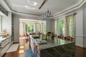 Elegant 7BR Duplex Estate | Cinema • BBQ • Parking - Image 5