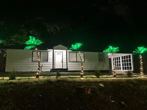 3 Bedroom Luxury House Near Downtown Tucker - Image 2