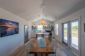 Bayside Cottage - Image 3