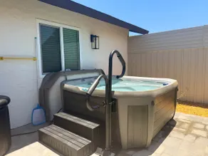 The Backyard Oasis at Oakdale! - Image 4