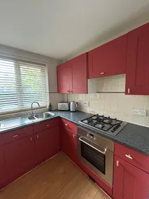 2 Bedroom Town Centre Cottage - Image 2