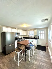 Cozy home, close to downtown Salem MA - Image 3