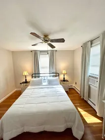 Cozy home, close to downtown Salem MA - Image 4