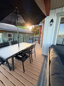 The Lookout~Hot tub~Firepit~Beach+Lake Access - Image 5