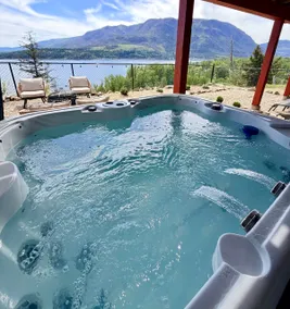The Lookout~Hot tub~Firepit~Beach+Lake Access - Image 3