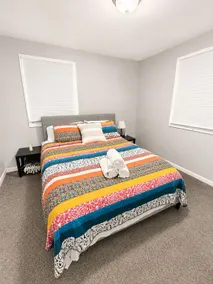 Modern Cozy Stay Near Downtown, Blossom & CVNP - Image 5