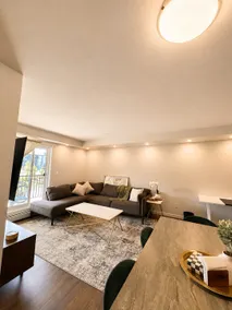 Comfortable 3BR, Indoor/Outdoor Parking Included. - Image 2