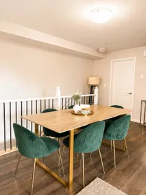 Comfortable 3BR, Indoor/Outdoor Parking Included. - Image 3