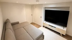 Cozy 2-Level Entire Unit in Toronto w/Parking - Image 3