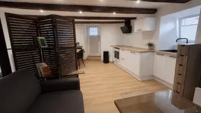 Le Confiné Guest House - Image 3