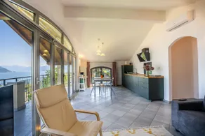 Lake Como 2BR - Lake View Balcony - Image 2