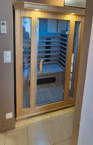 Ecrin Victoire – Modern air-conditioned 1-bedroom apartment with spa and sauna - Image 5
