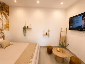 Bohemian Studio Downtown & Netflix - Image 2