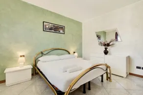 Airport BGY 4 min - Spacious House with Two Balconies - Image 3