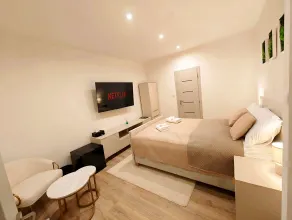 Axiom Suites - Astra 1 - Image 3