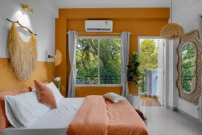 The Sage House | 5 mins to Beach - Image 4
