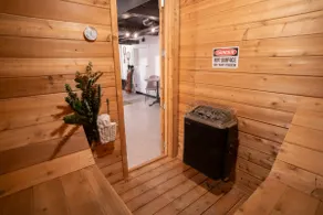 1925 Speakeasy: Sauna, hot tub, walk downtown - Image 3