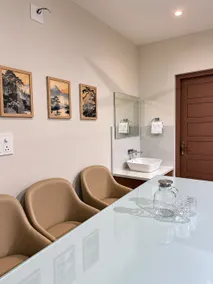 Golden Oak by IMC Suites | Premium 2BHK | Kochi - Image 5