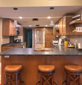 The Valley House - Image 3