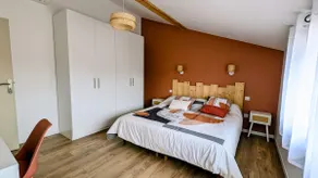 Apartment - Image 5