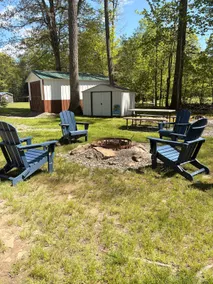 Cozy Cabin located on private Ln. Quiet & peaceful - Image 3