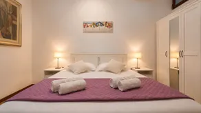 Private Garage - The Cozy Suite - ML - Image 3