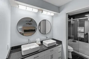 Stylish Creek View 2BR Condo - Gated Community - Image 5
