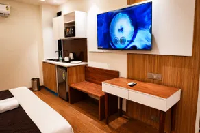 Studio with Kitchen & Bathtub N/B Rapid Metro53-54 - Image 5