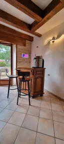 Country cottage, house with character near the lake - Image 3