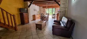 Country cottage, house with character near the lake - Image 2