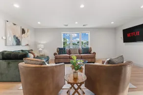 Peaceful Getaway| Group Retreat | Prime location - Image 2