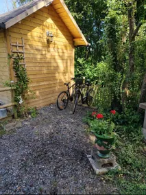 Cozy independent cottage in a Normandy garden - Image 2