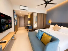 Seaview Balcony Studio | Infinity Pool | Beachwalk - Image 2
