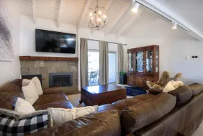 Snow Creek Comfort -2 Bedroom + Loft -outdoor pool - Image 3