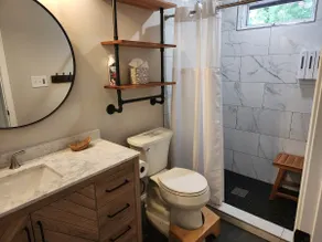 Private retreat in Manassas sleeps 7-1 hr from DC - Image 5