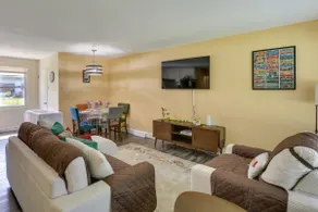 Easy Access to Parks, Hospital: St Louis Home - Image 5