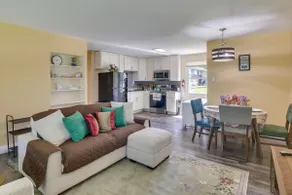 Easy Access to Parks, Hospital: St Louis Home - Image 2