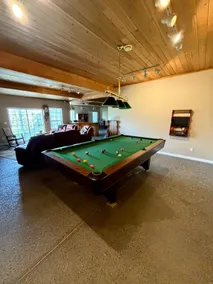 Stunning 6BR Countryside Retreat Near Kamloops - Image 3