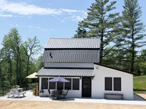 Eagles Landing River Front Rental on 5 Acres - Image 4