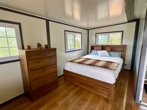 Country cabin getaway-relax and ride! - Image 5
