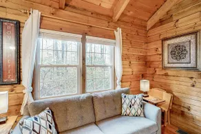 Victorian Secret Cabin - Image 5