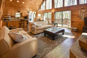 Black Bear Haus Stay - Image 4