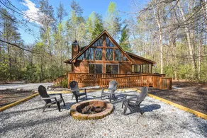 Black Bear Haus Stay - Image 2