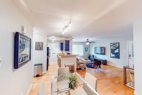 3BR 2nd-floor condo w/W/D, streaming, central AC - Image 5
