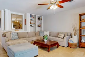 3BR home with private pool and gym room - Image 2