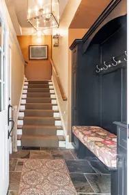 Cincinnati - Glendale Apartment - Image 3