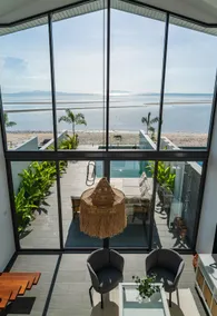 Oliver 4 - wake up on the beach with private pool - Image 3
