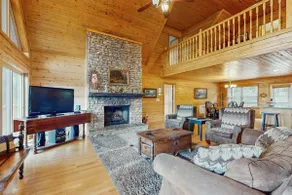 Stunning 7BR Mountainview | Hot Tub - Image 3
